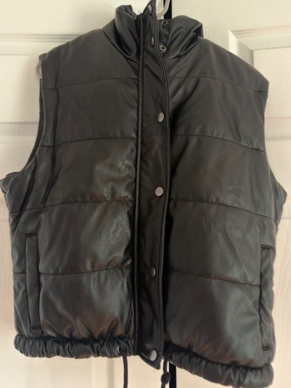 Ashley Women's Black Faux Leather Cropped Puffer Vest